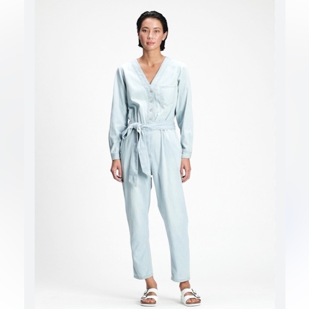 Gap Light Wash Denim Overall 8 BNWT